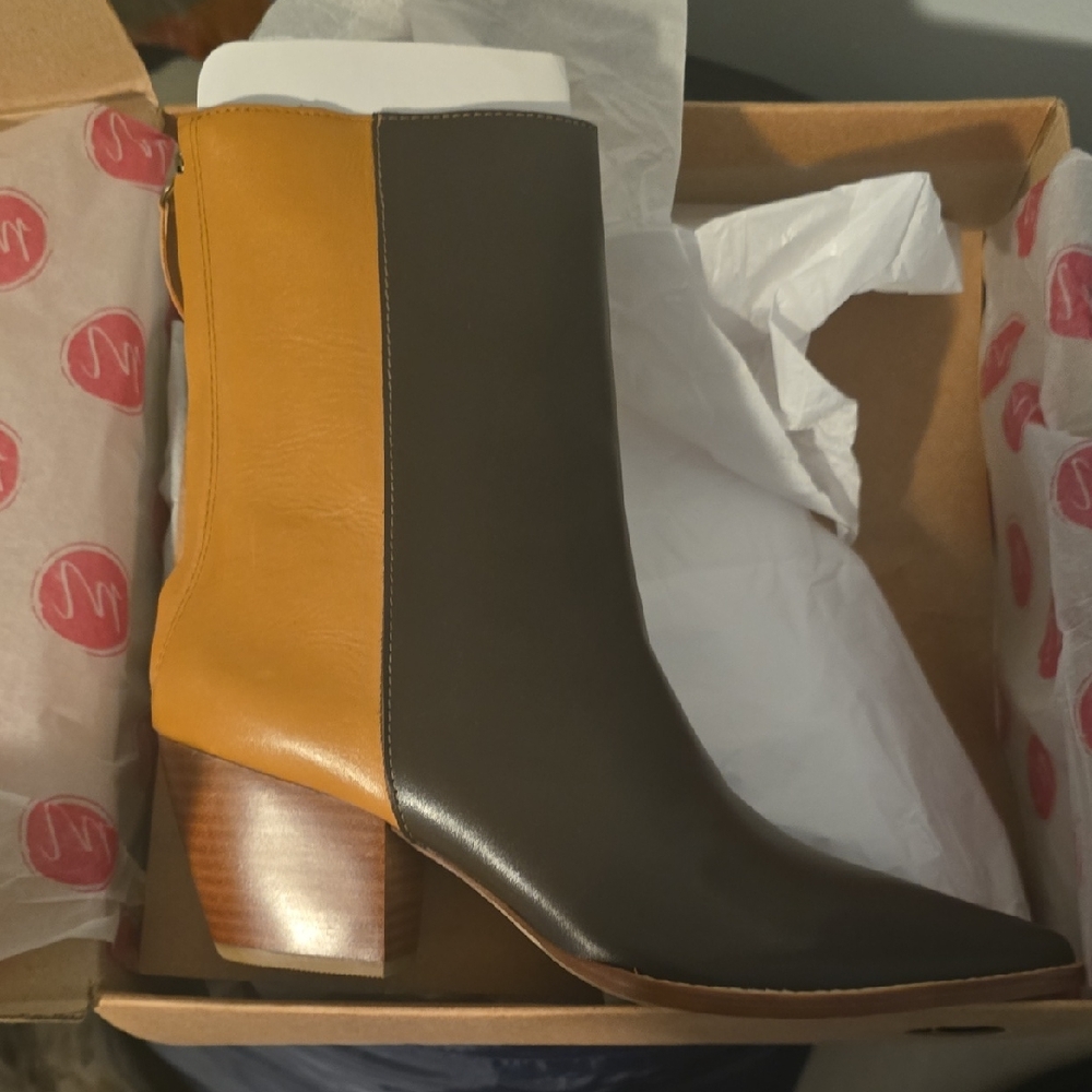 Matisse Two-Tone Brown and Tan Heeled Boots